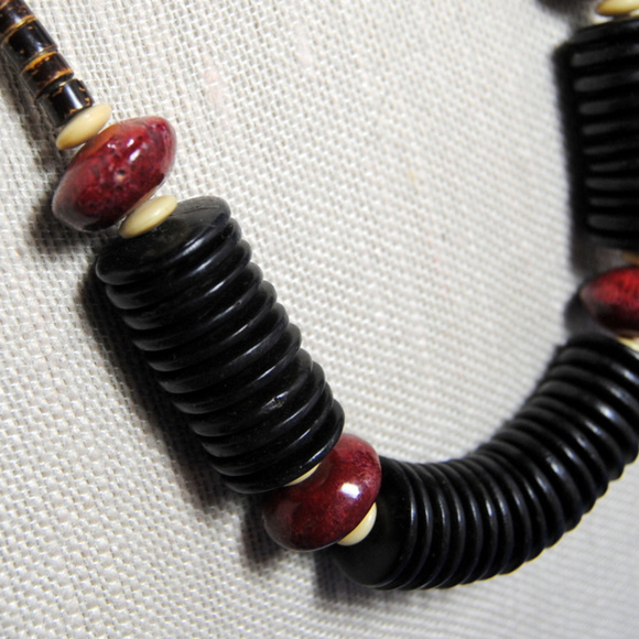 Wooden Bead Necklace Bold Statement African Design - Picture 4 of 5